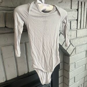 Kyte BABY Gray Long Sleeve Bodysuit